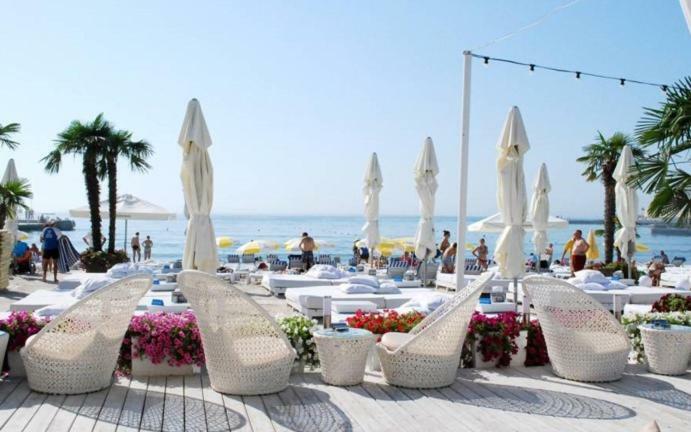 Odss Suites Odessa Ngoại thất bức ảnh