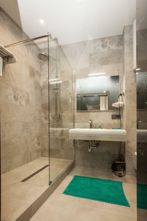 Odss Suites Odessa Ngoại thất bức ảnh
